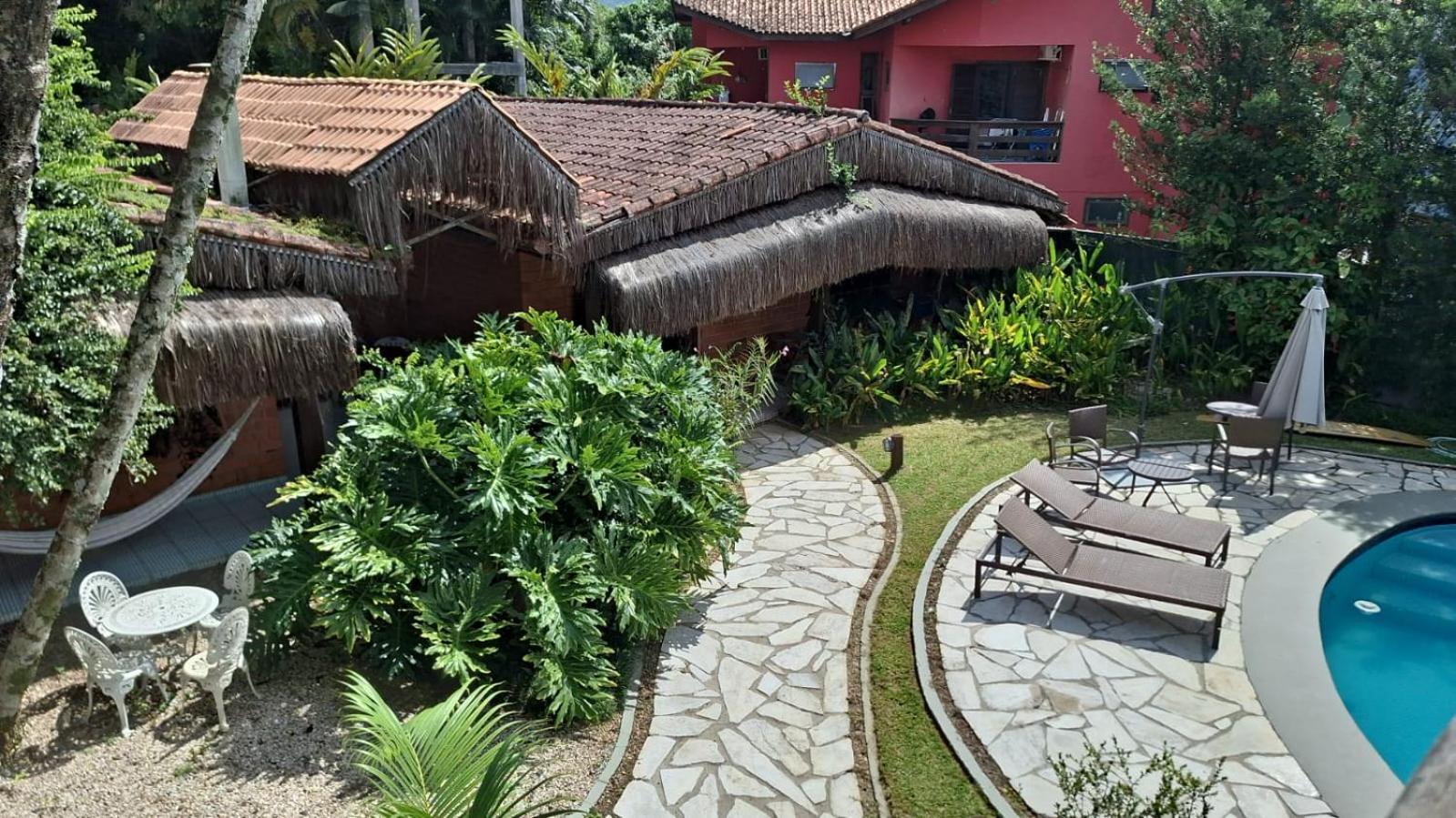 Pousada North Shore Maresias: Beachfront Retreat with Private Pool Exterior photo