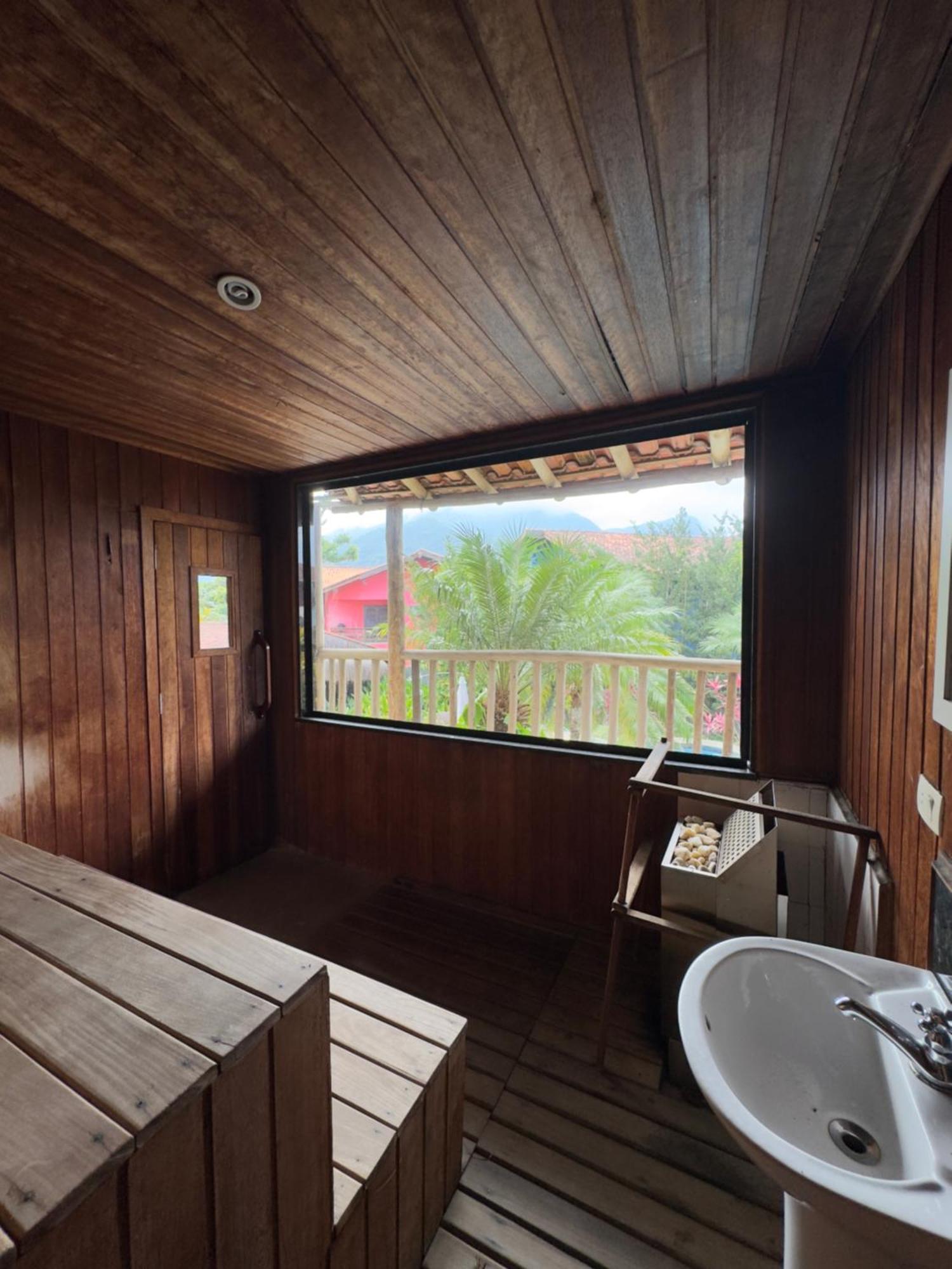 Pousada North Shore Maresias: Beachfront Retreat with Private Pool Exterior photo