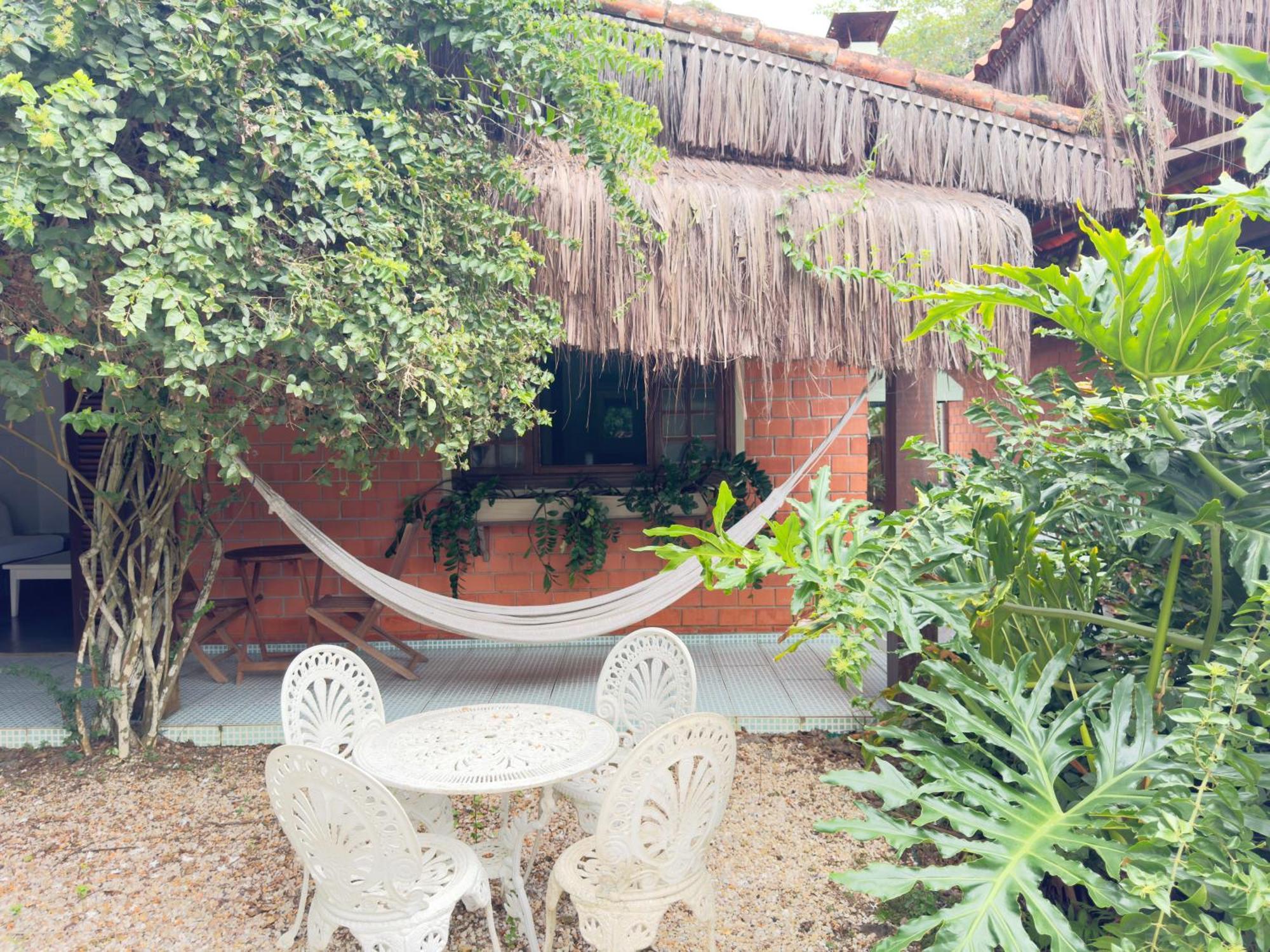 Pousada North Shore Maresias: Beachfront Retreat with Private Pool Exterior photo